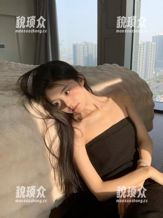 进入“52cg”，仿佛走进了八卦的天堂，入口我来啦！
