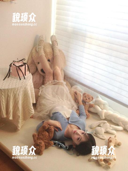在91吃瓜网官网观看，仿佛打开了一扇通往奇妙八卦世界的门。