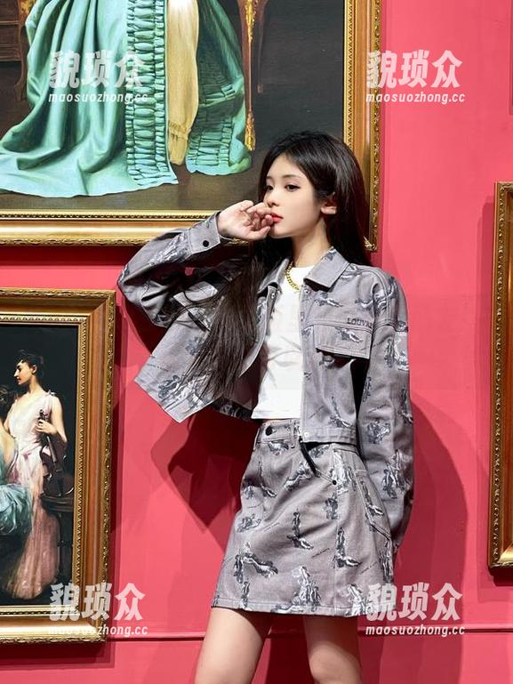 想在hlw苹果版里和瓜都交朋友！你大概也可以试试