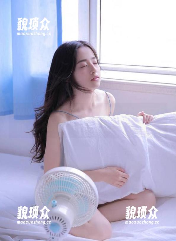 导航到“www.51cg9.com”：究竟要不要跟随这条吃瓜之路？