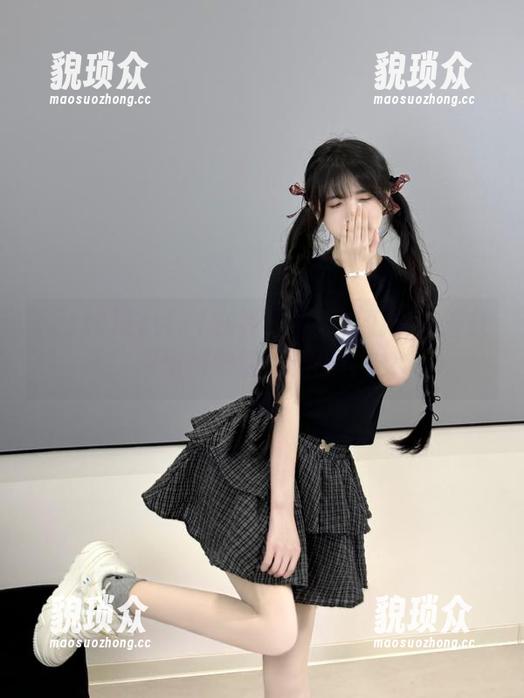 zztt21在线：今天我们来点新瓜，隔壁阿姨的馄饨战斗史！