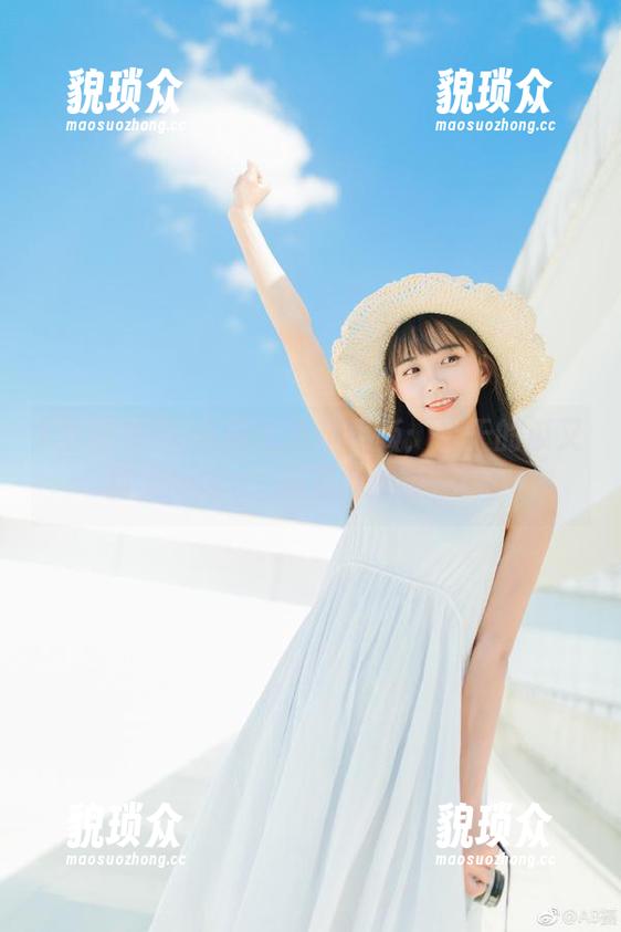全网吃瓜苹果版：今天的瓜又甜又juicy，闻到就想咬一口！