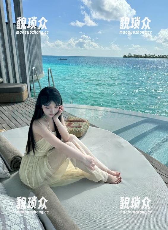 “吃瓜免费网站”：分享我这颗八卦的心情，简直是为沙发土豆而生的！