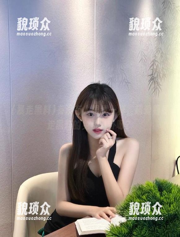 有没有人跟我一样，超爱看暴走黑料的免费八卦呀？