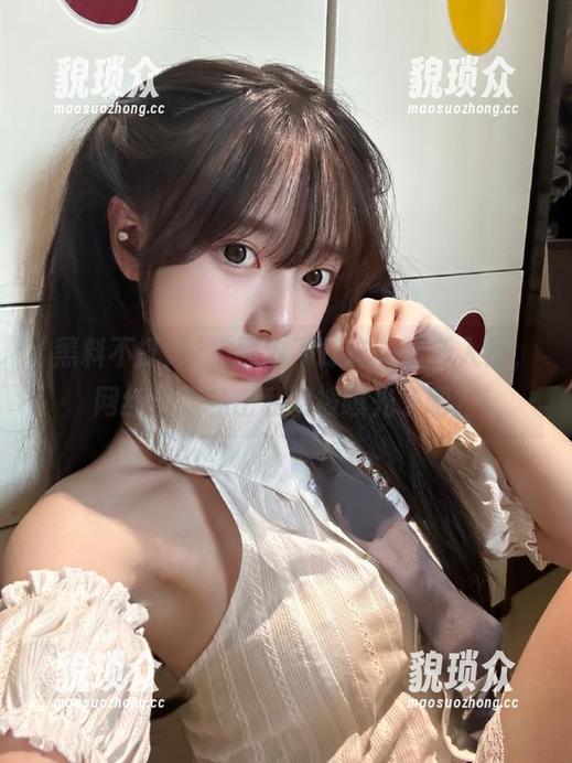 “黑料不打烊”最新入口，网红们的私密私聊被曝光了吧？
