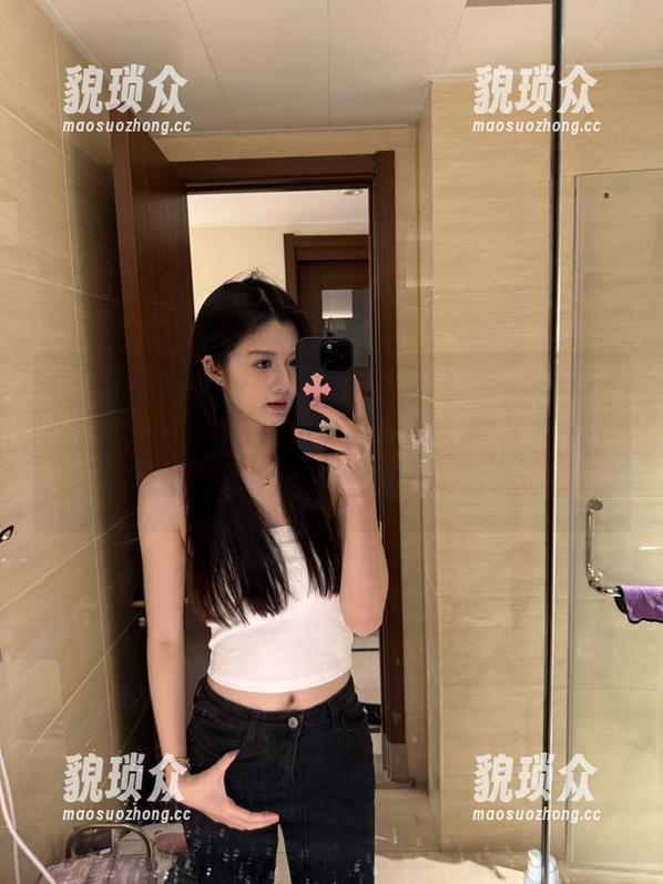每天都想点开黑料不打烊，导航着我寻找各种版本，目标：八卦达人！