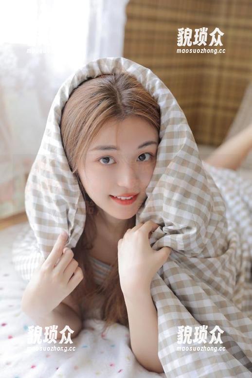 被“万篇长征黑料正能量”app吸引，好像每个瓜都是我的命运，哈哈，倒是有趣。