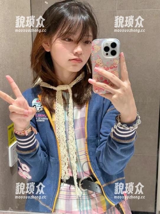 黑料正能量app：index.php的背后似乎有点小心思？